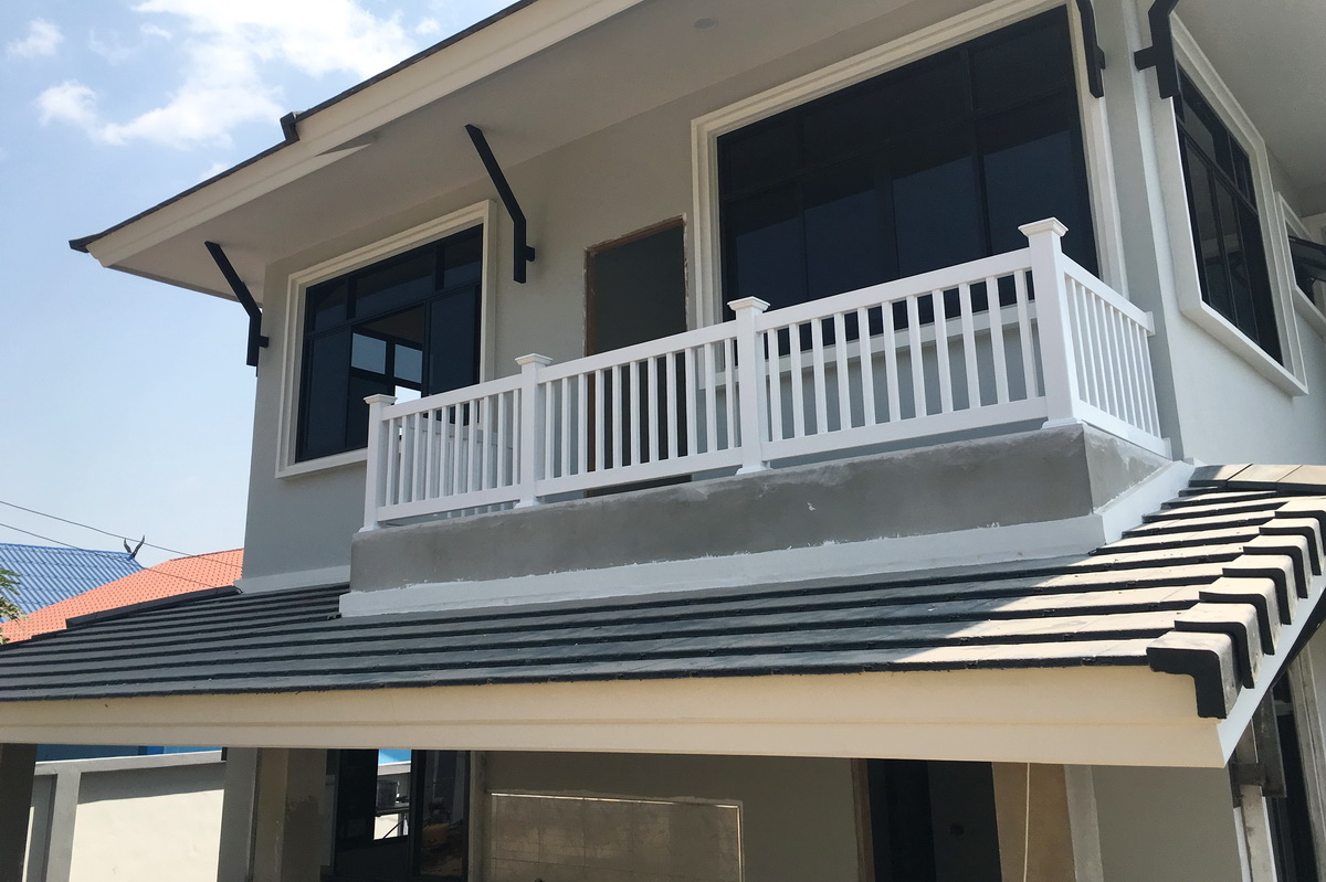 ราวกันตก ราวระเบียง ไวนิล