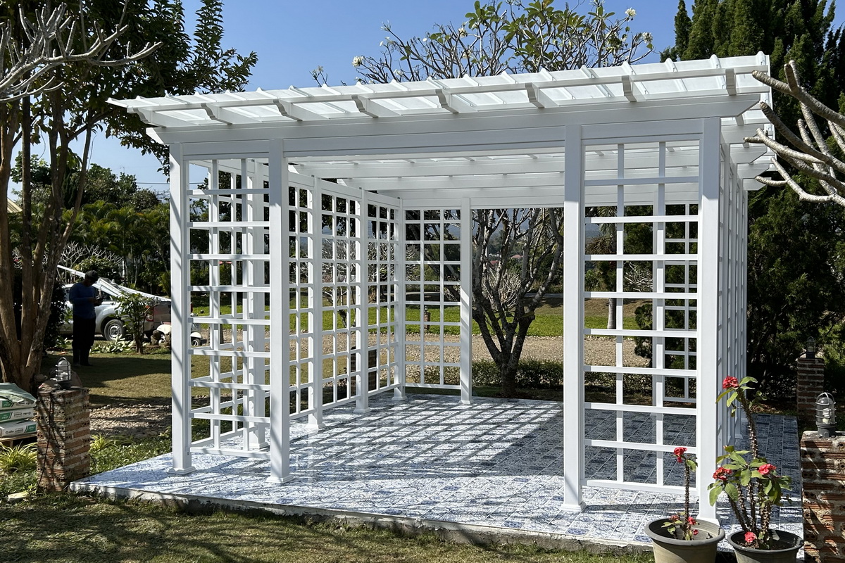 vinyl pvc pergola / arbor